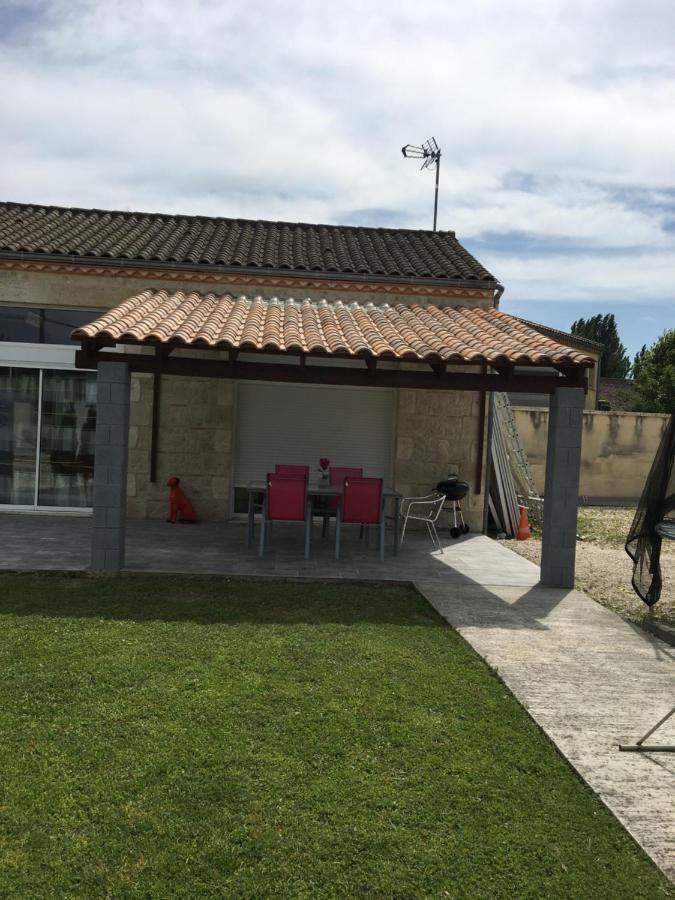 Une Pause A Bergerac Buitenkant foto